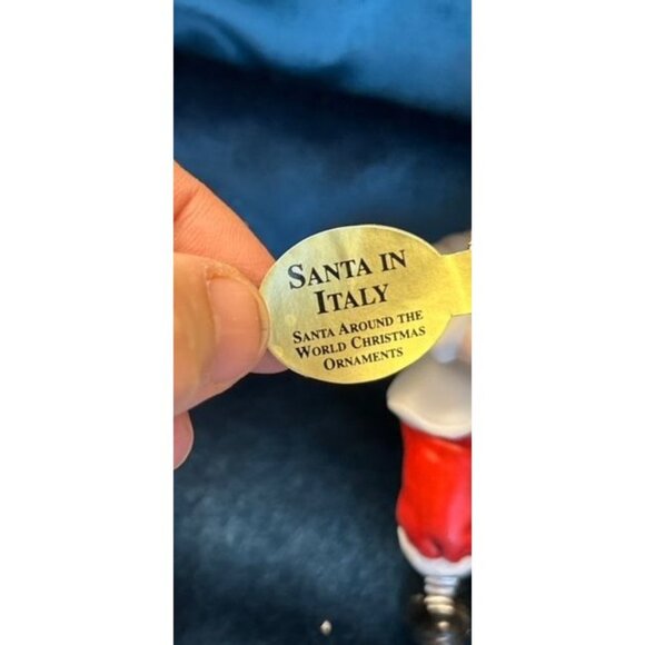 The Danbury Mint Christmas Decorations 2 Santa in ITALY figurines 3/4" - Picture 3 of 10